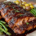 Fünf-Zutaten-Lachs mit Teriyaki-Glasur - featured image