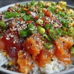 Sushi-Bowl mit Lachs und Avocado - featured image
